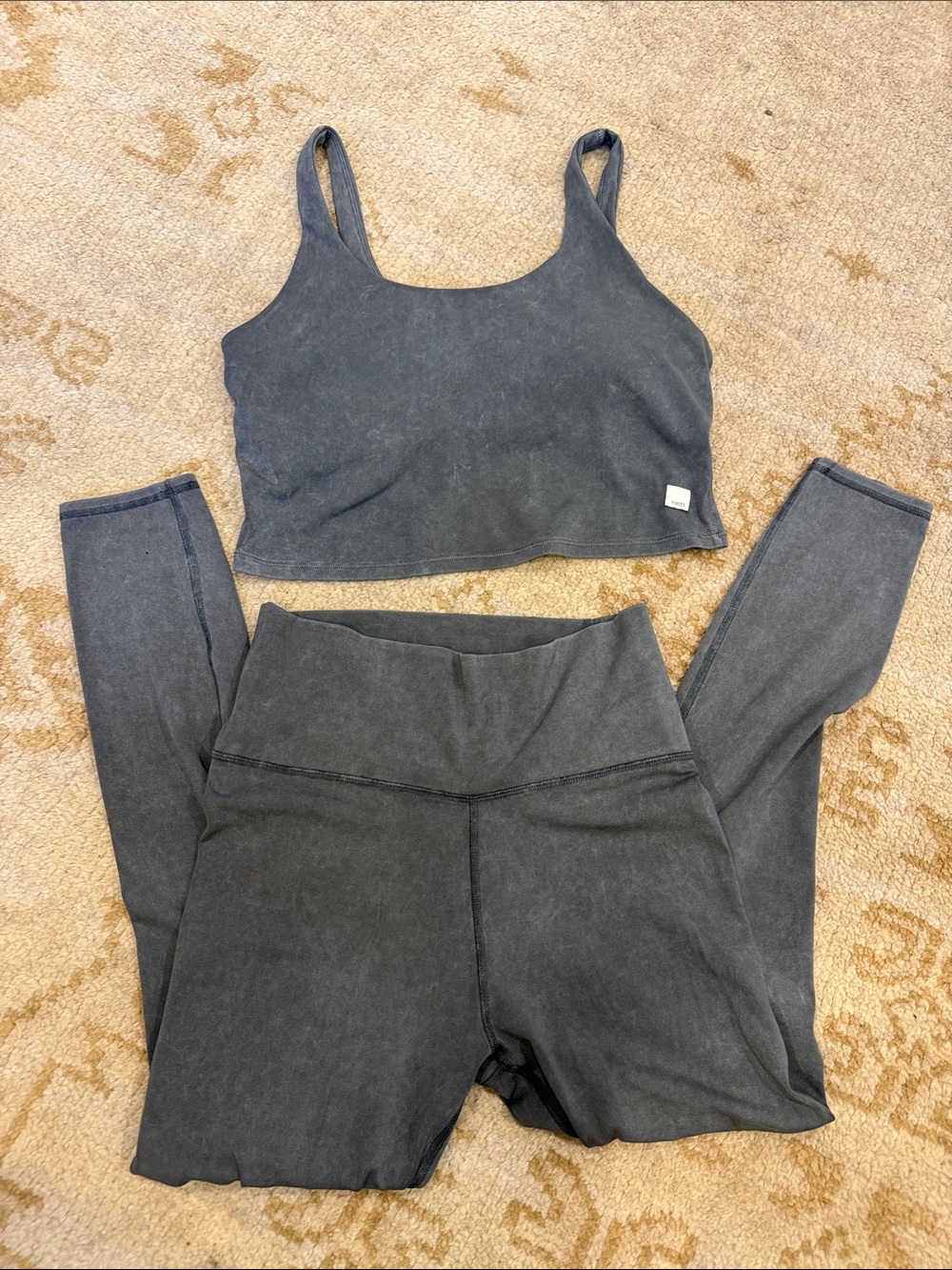 Vuori Leggings and Crop Tank Matching Set